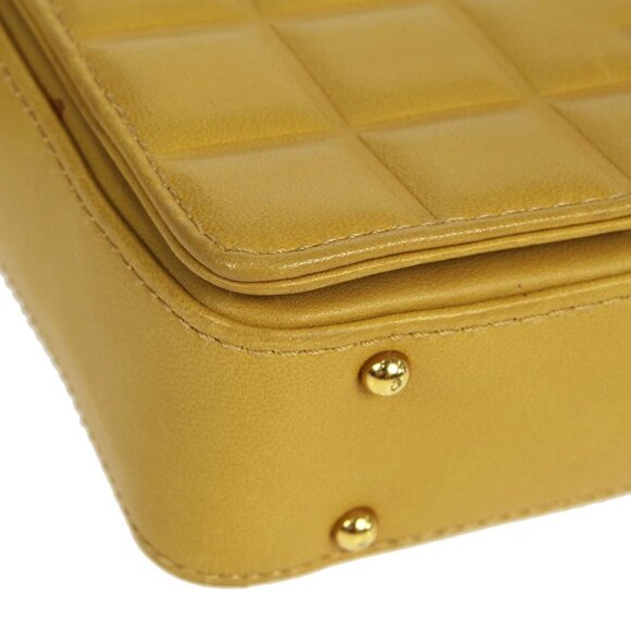 Chanel Beige Lambskin Choco Bar Shoulder Bag 99374 - Picture 12 of 14